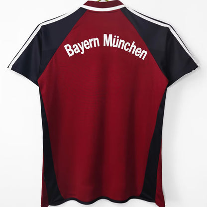 Jersey 2001/2002 Bayern Munich Local Manga corta Versión Fan Retro