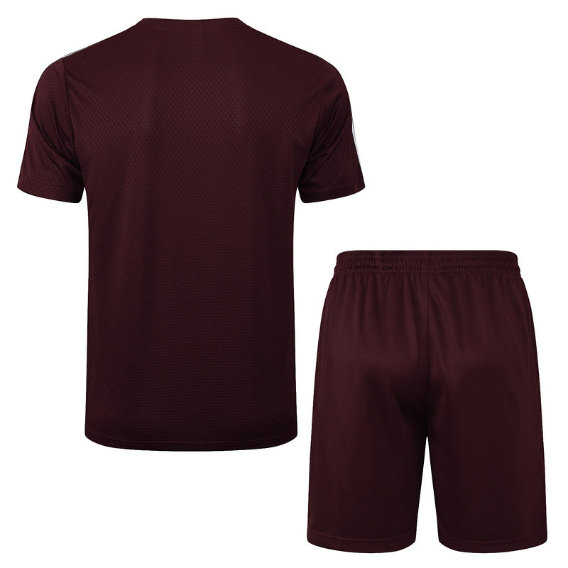 conjunto entrenamiento 2025/26 ajax