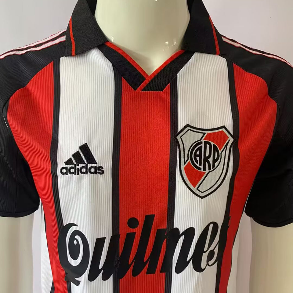 jersey 2000/2001 river plate visitante manga corta versión fan retro