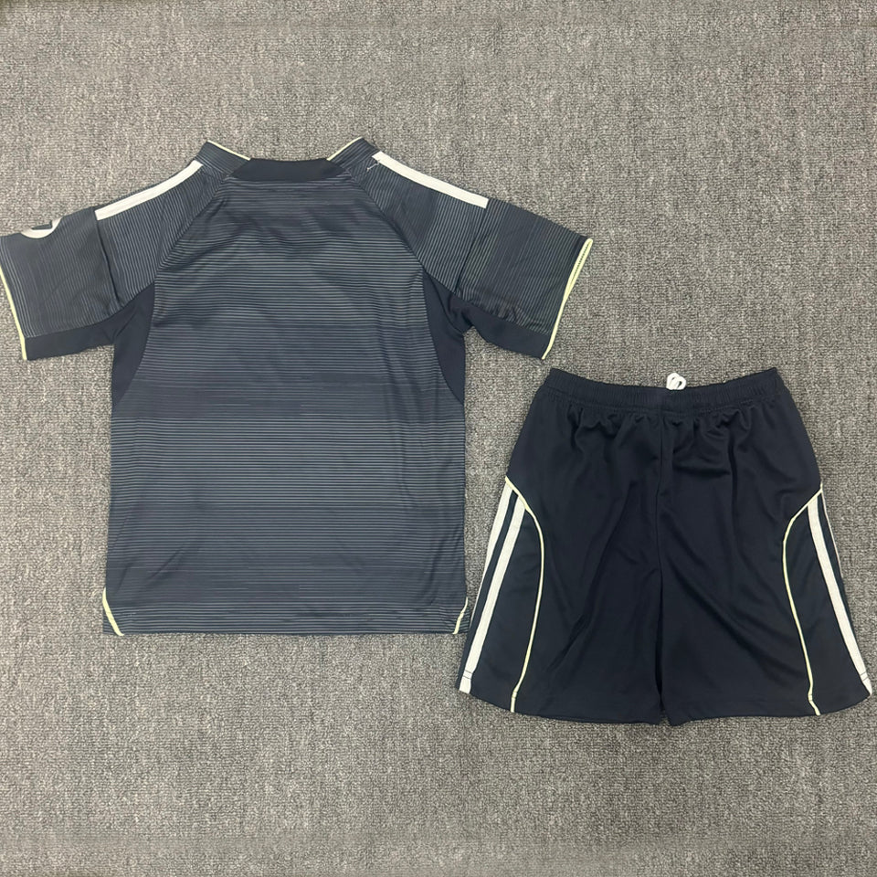 jersey 2025/26 real madrid visitante manga corta niño