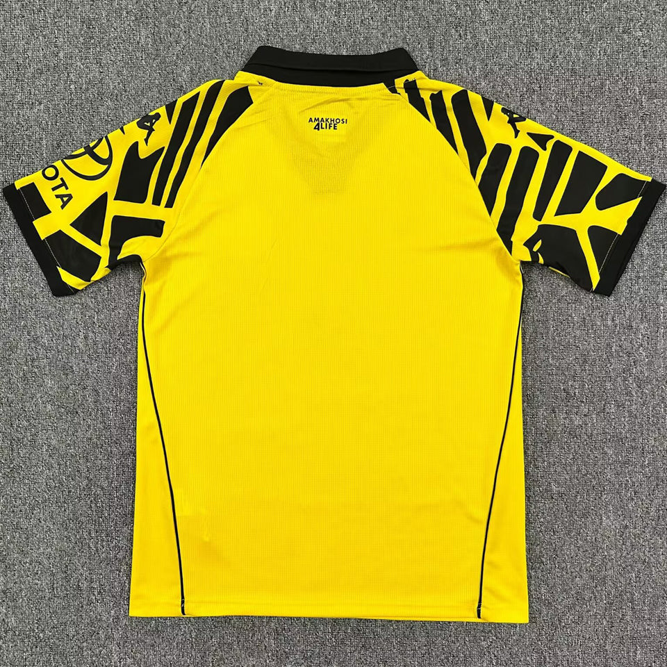 Jersey 2025/26 Kaizer Chiefs Local Manga corta Versión Fan