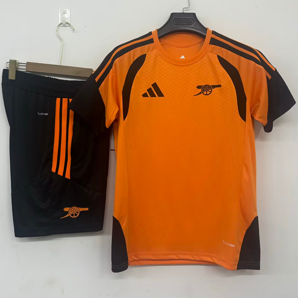 conjunto entrenamiento 2026/27 arsenal