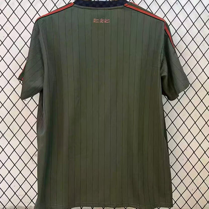 Jersey 2025/26 Bayern Munich Especial Manga corta Versión Fan Retro