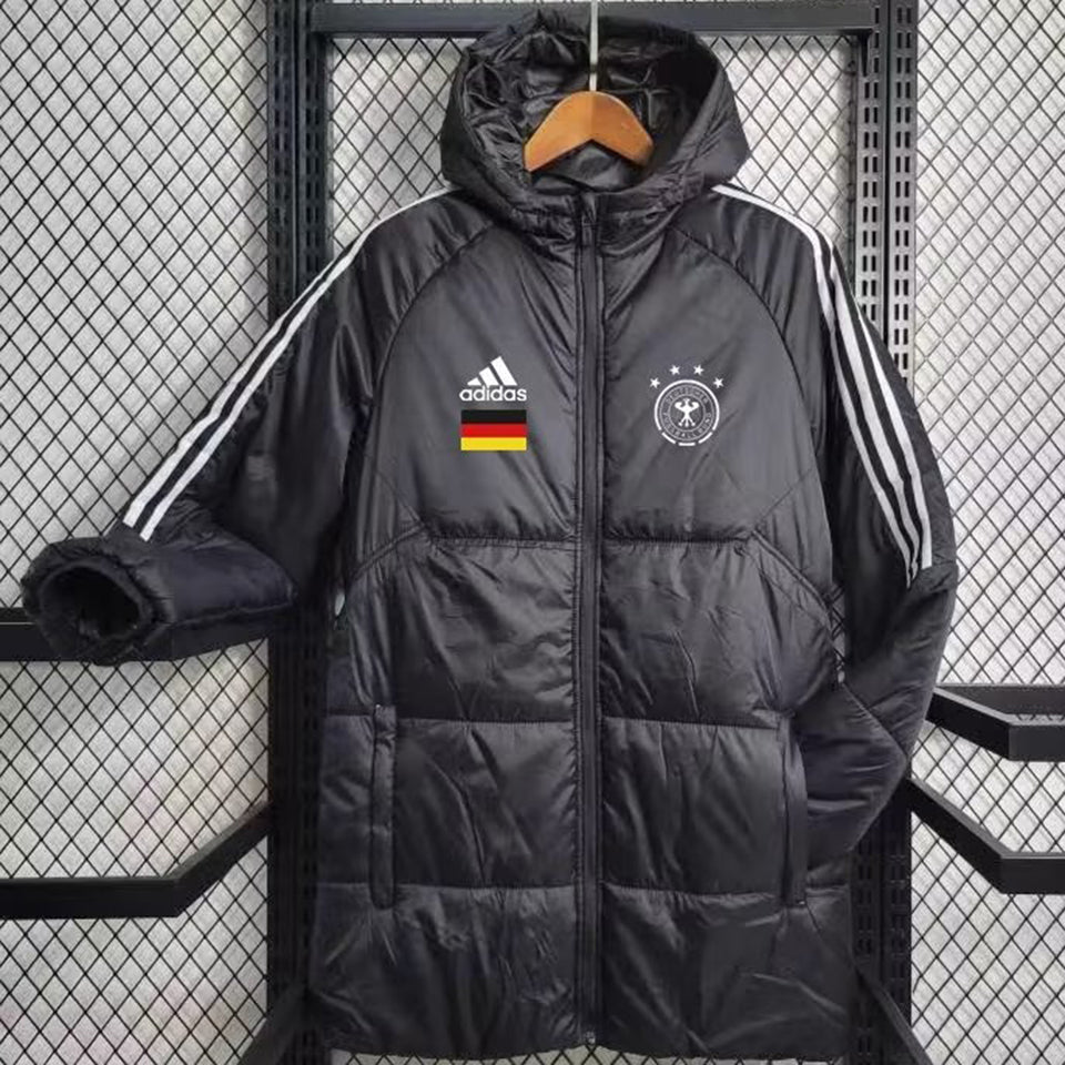 conjunto casual 2023/24 alemania