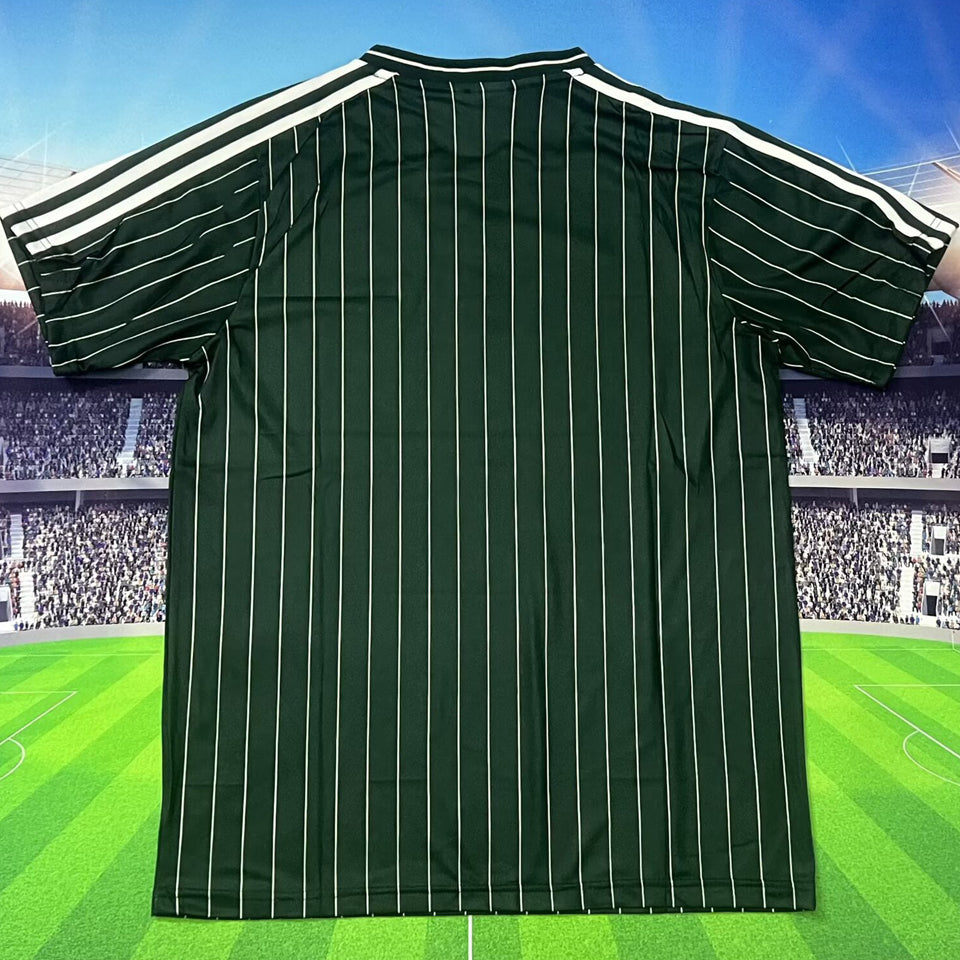Jersey 2025/26 Juventus Especial Manga corta Versión Fan Retro