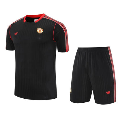 Conjunto Entrenamiento 2025/26 Manchester United
