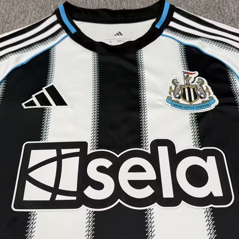 Jersey 2025/26 Newcastle Local Manga larga Versión Fan