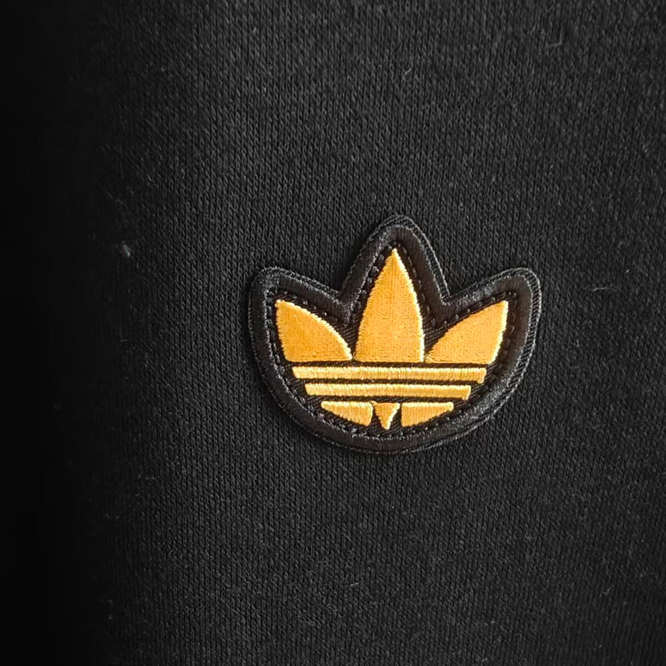 hoody 2026 manchester united retro