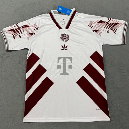 Jersey 2025 Bayern Munich Especial Manga corta Versión Fan