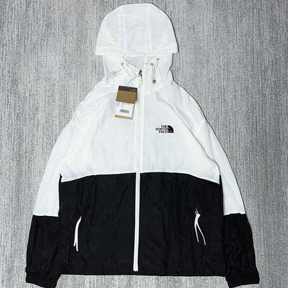 Rompeviento 2025/26 TTHE NORTH FACE