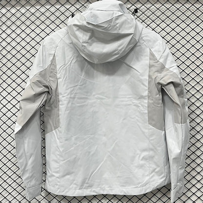 Rompeviento 2026/27 Jordan Outdoor