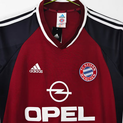 Jersey 2001/2002 Bayern Munich Local Manga corta Versión Fan Retro
