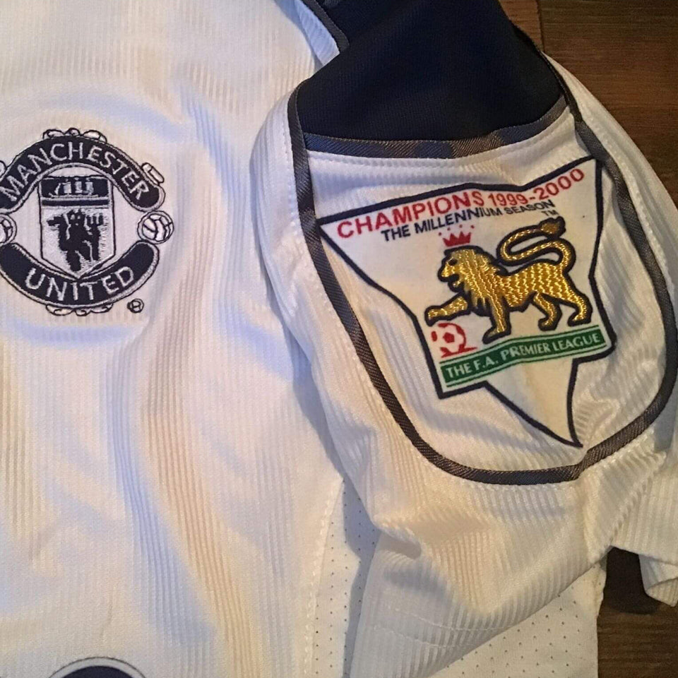 jersey 2000 manchester united visitante manga corta versión fan retro