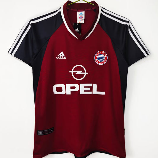 Jersey 2001/2002 Bayern Munich Local Manga corta Versión Fan Retro