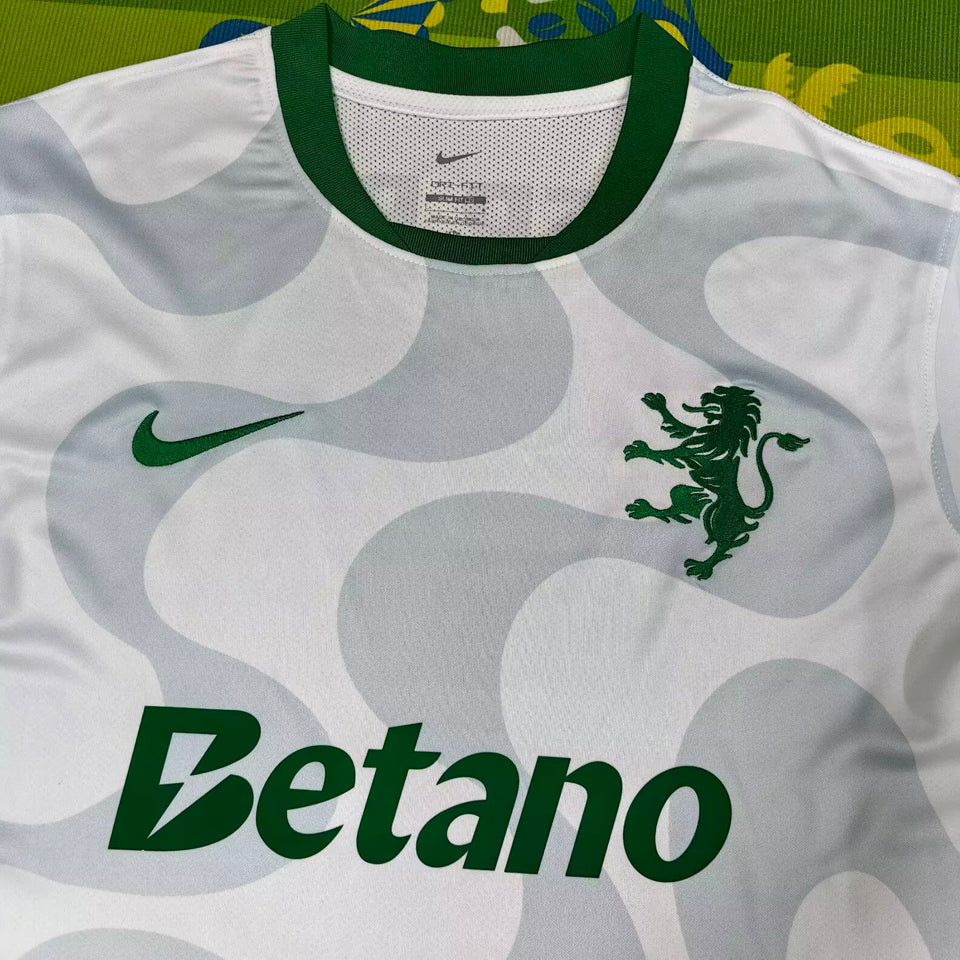 Jersey 2025/26 Sporting Lisbon Tercero Manga corta Versión Fan