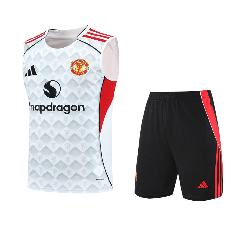 conjunto entrenamiento 2025/26 manchester united
