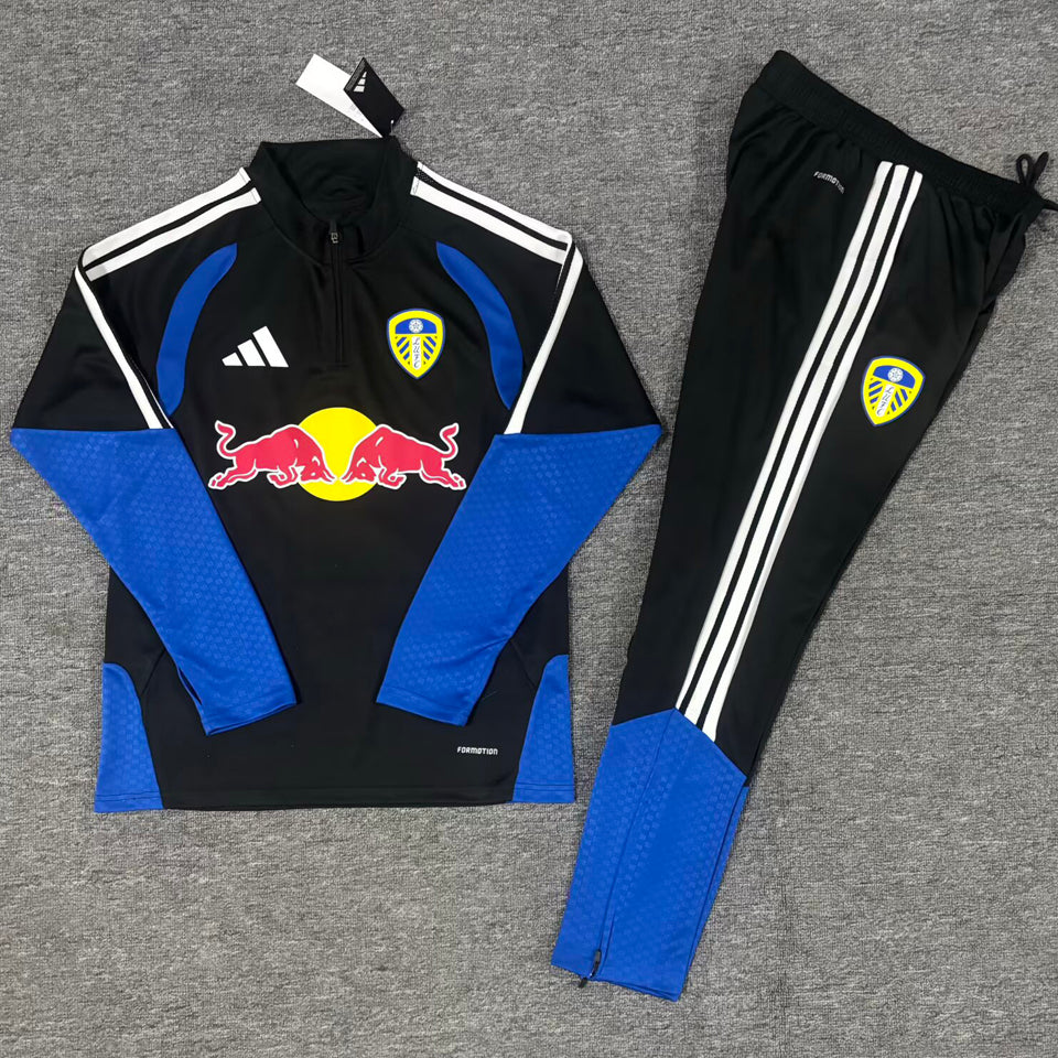 conjunto entrenamiento 2026/27 leeds united