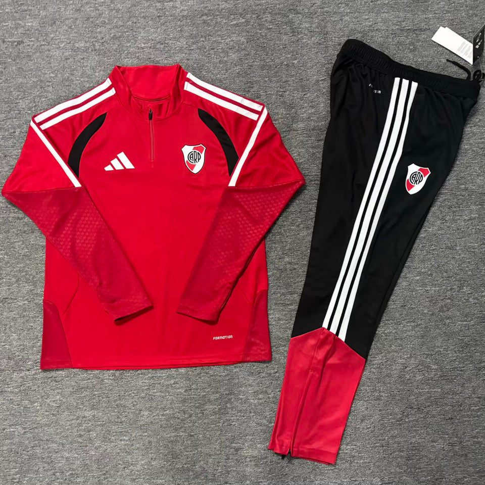 conjunto entrenamiento 2026/27 river plate