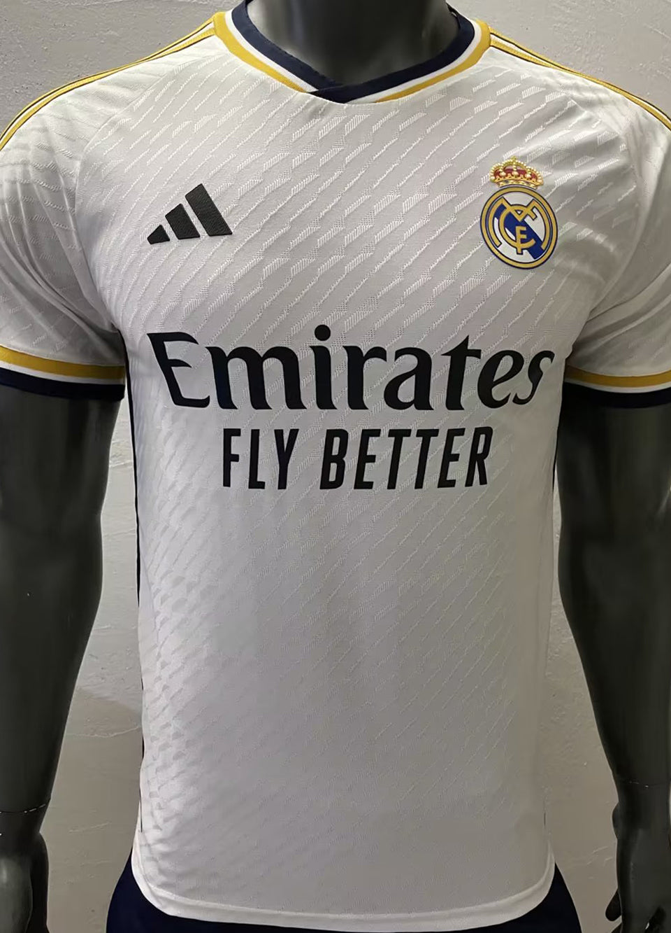 jersey 2023/24 real madrid local manga corta versión jugador