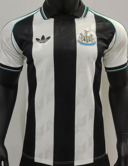 Jersey 2025 Newcastle Especial Manga corta Versión Jugador Retro