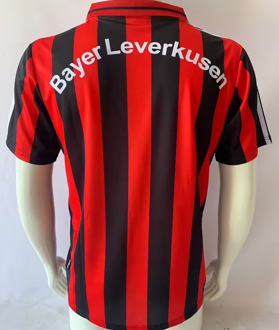 Jersey 2000/2001 Leverkusen Local Manga corta Versión Fan Retro