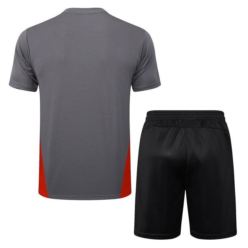 conjunto entrenamiento 2025/26 ac milan