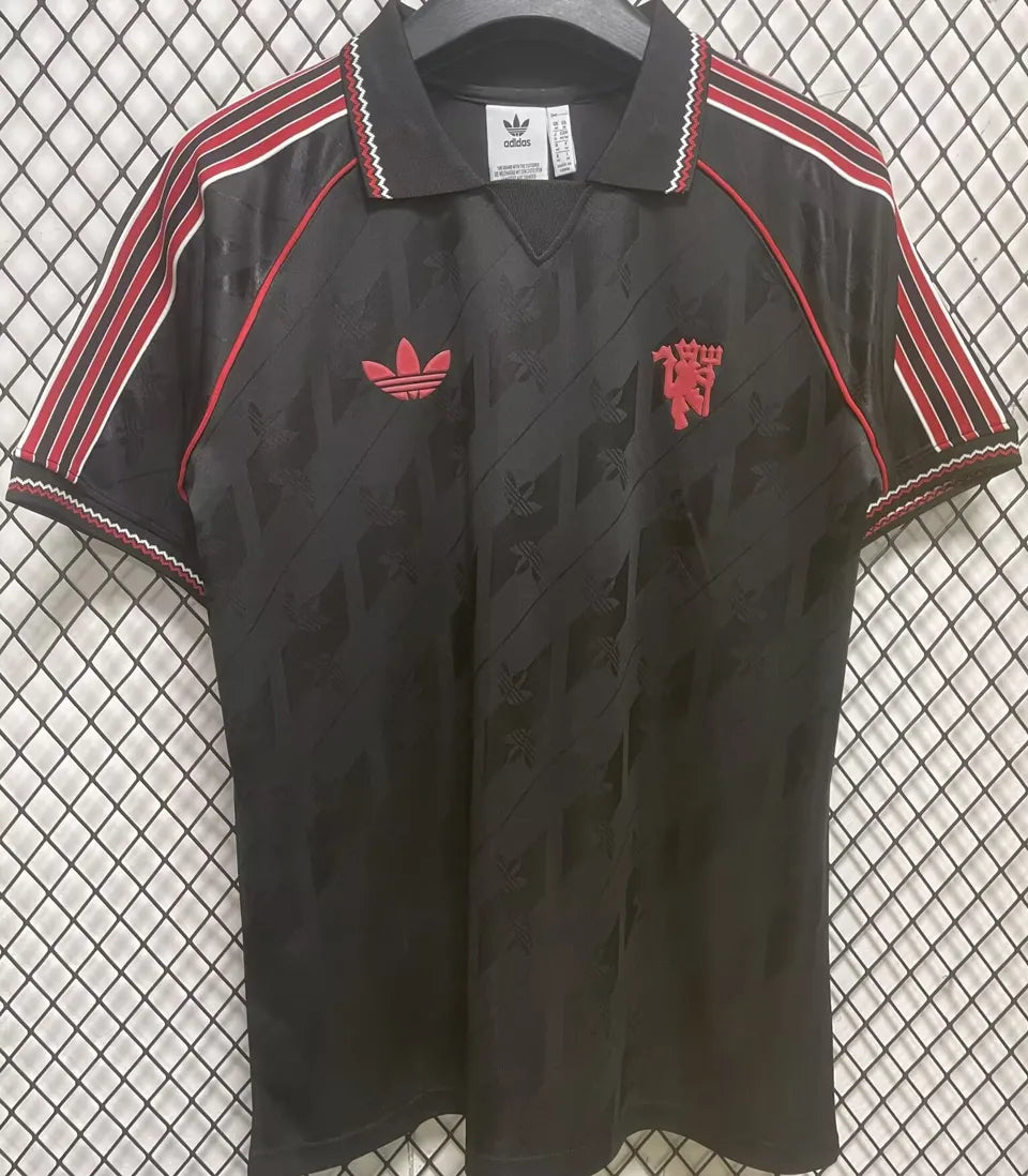 Jersey 2025 Manchester United Especial Manga corta Versión Fan Retro