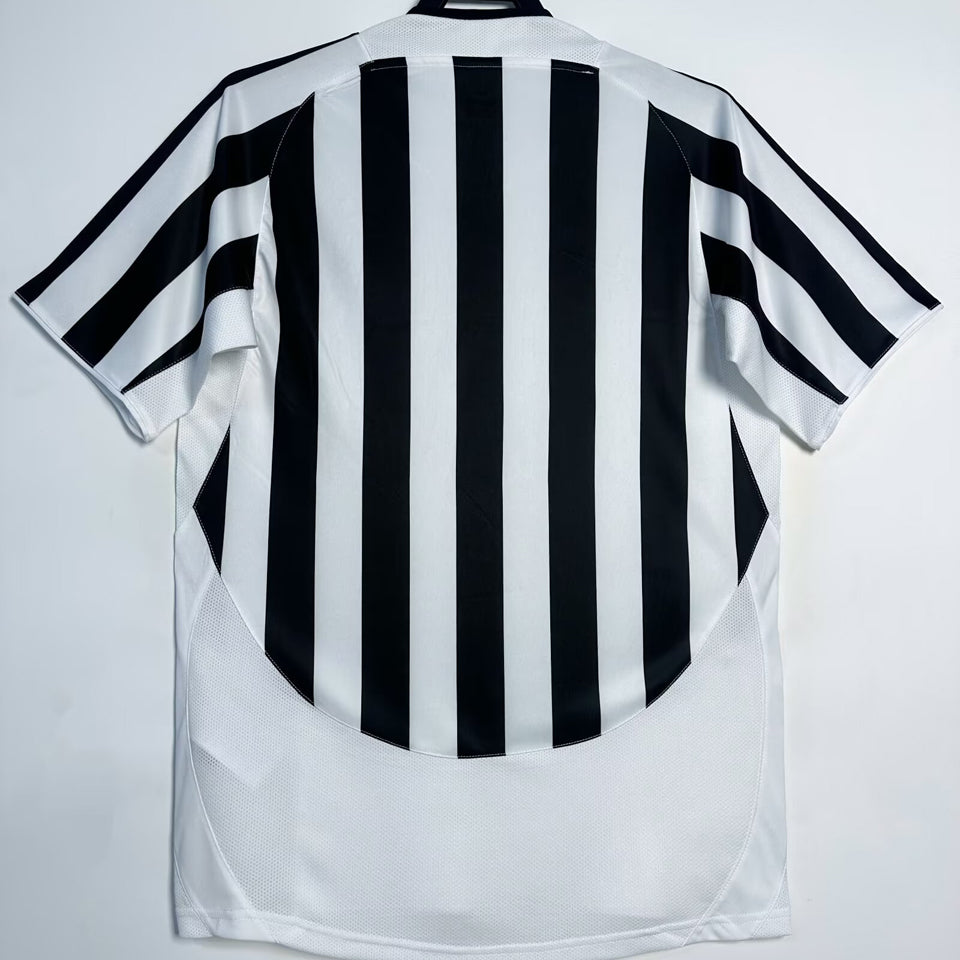 Jersey 2003/04 Juventus Local Manga corta Versión Fan Retro