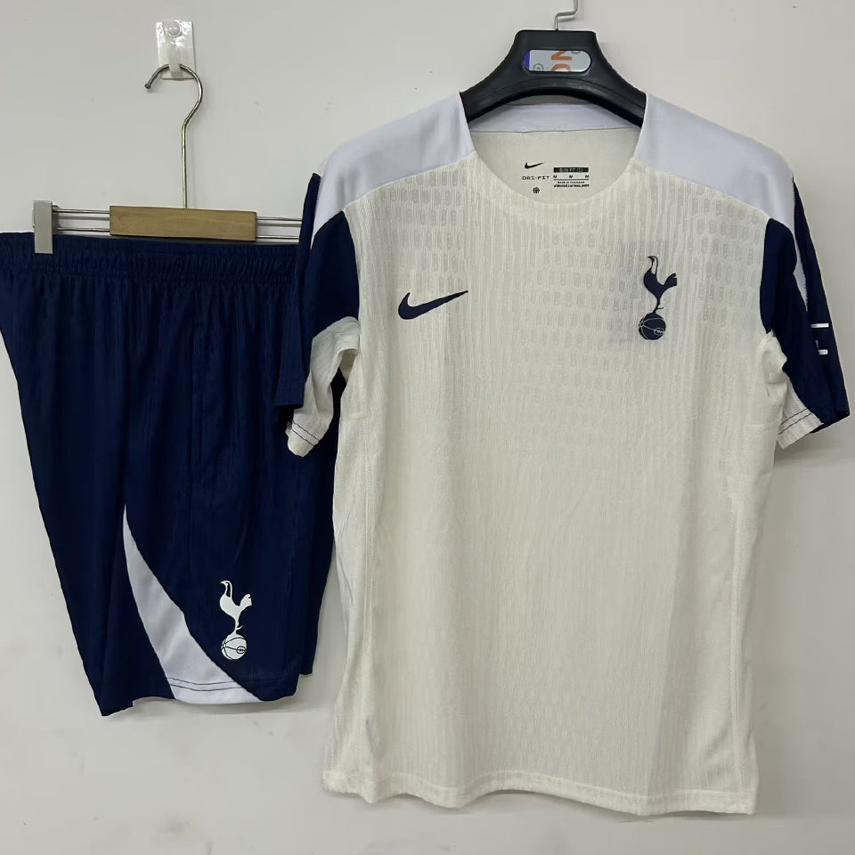 conjunto entrenamiento 2026 tottenham