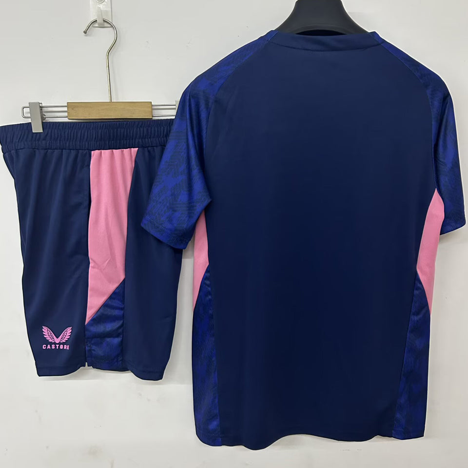 conjunto entrenamiento 2026 fy