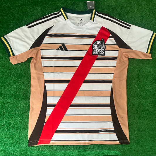 2026/27 Mexico Especial Versión Fan Selecciones