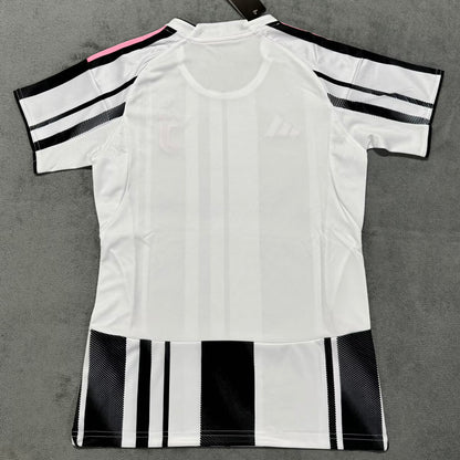 Jersey 2025/26 Juventus Local Manga corta Mujer