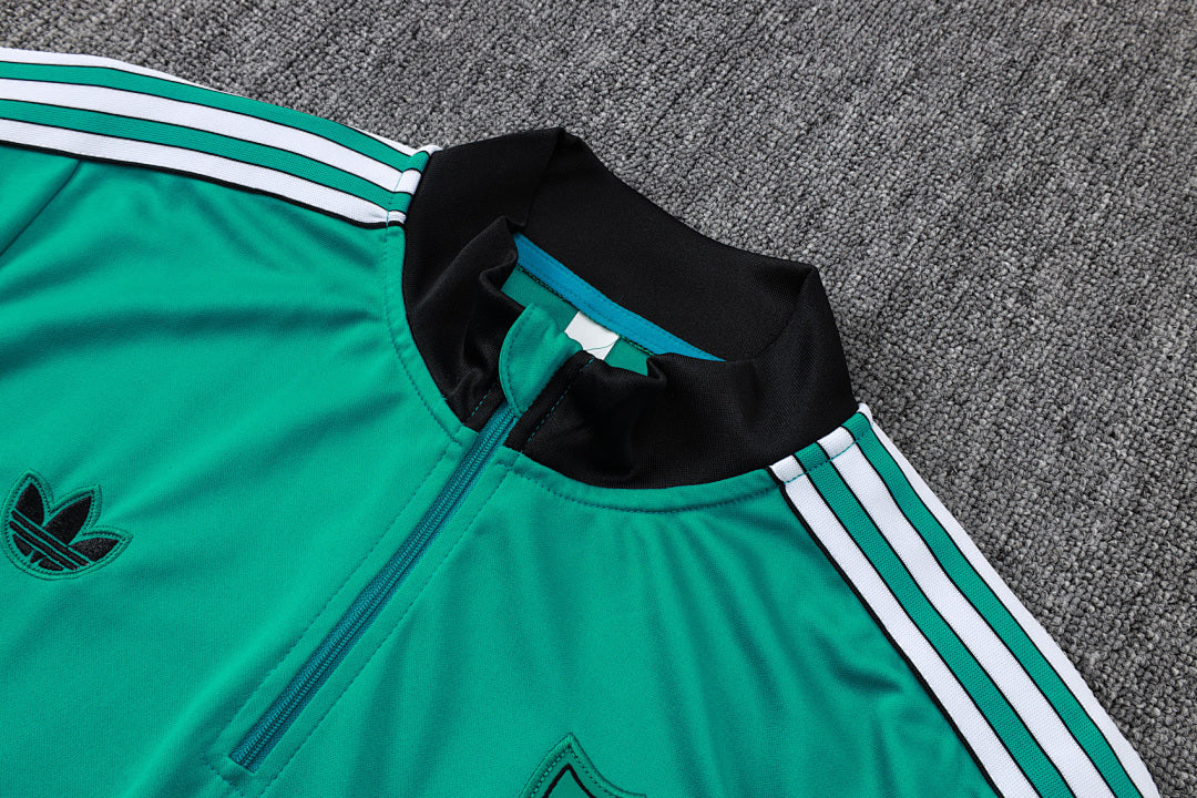 conjunto entrenamiento 2026/27 liverpool