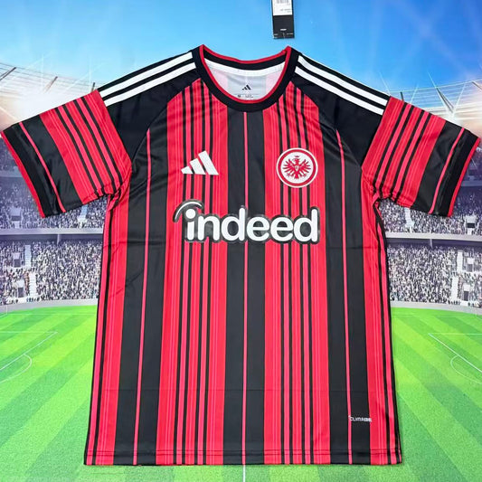 Jersey 2026/27 Frankfurt Local Manga corta Versión Fan