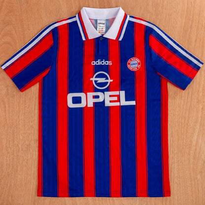Jersey 1995/97 Bayern Munich Local Manga corta Versión Fan Retro
