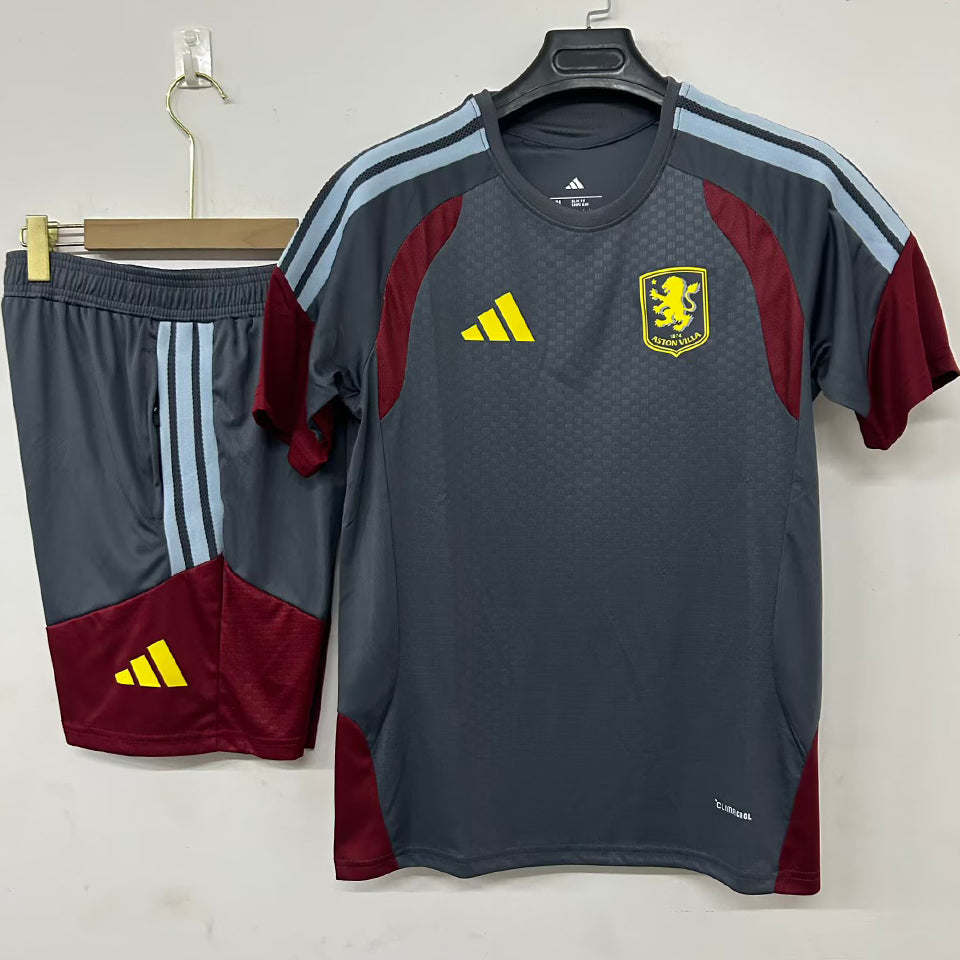 conjunto entrenamiento 2026/27 aston villa