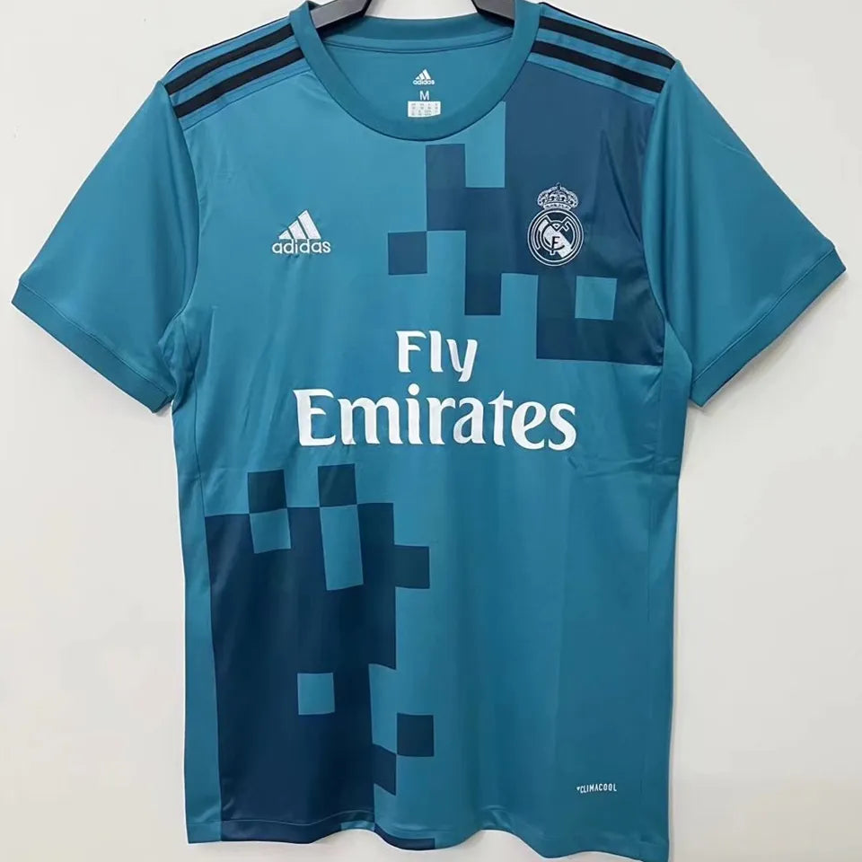 Jersey 2017/18 Real Madrid Tercero Manga corta Versión Fan Retro