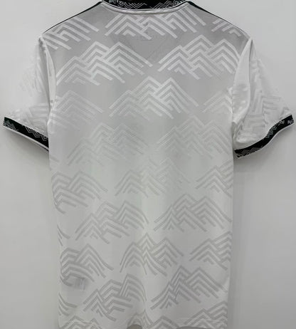 Jersey 2026/27 Juventus Especial Manga corta Versión Fan Retro