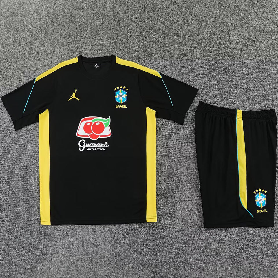 conjunto entrenamiento 2026/27 brasil