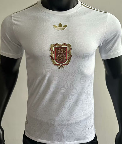 Jersey 2025 Bayern Munich Especial Manga corta Versión Jugador