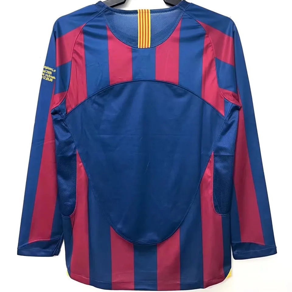 Jersey 2005/06 Barcelona Local Manga larga Versión Fan Retro