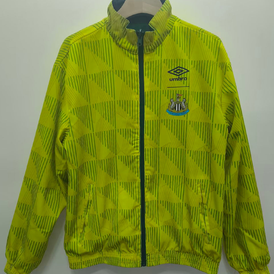 Rompeviento 1991 Newcastle Retro