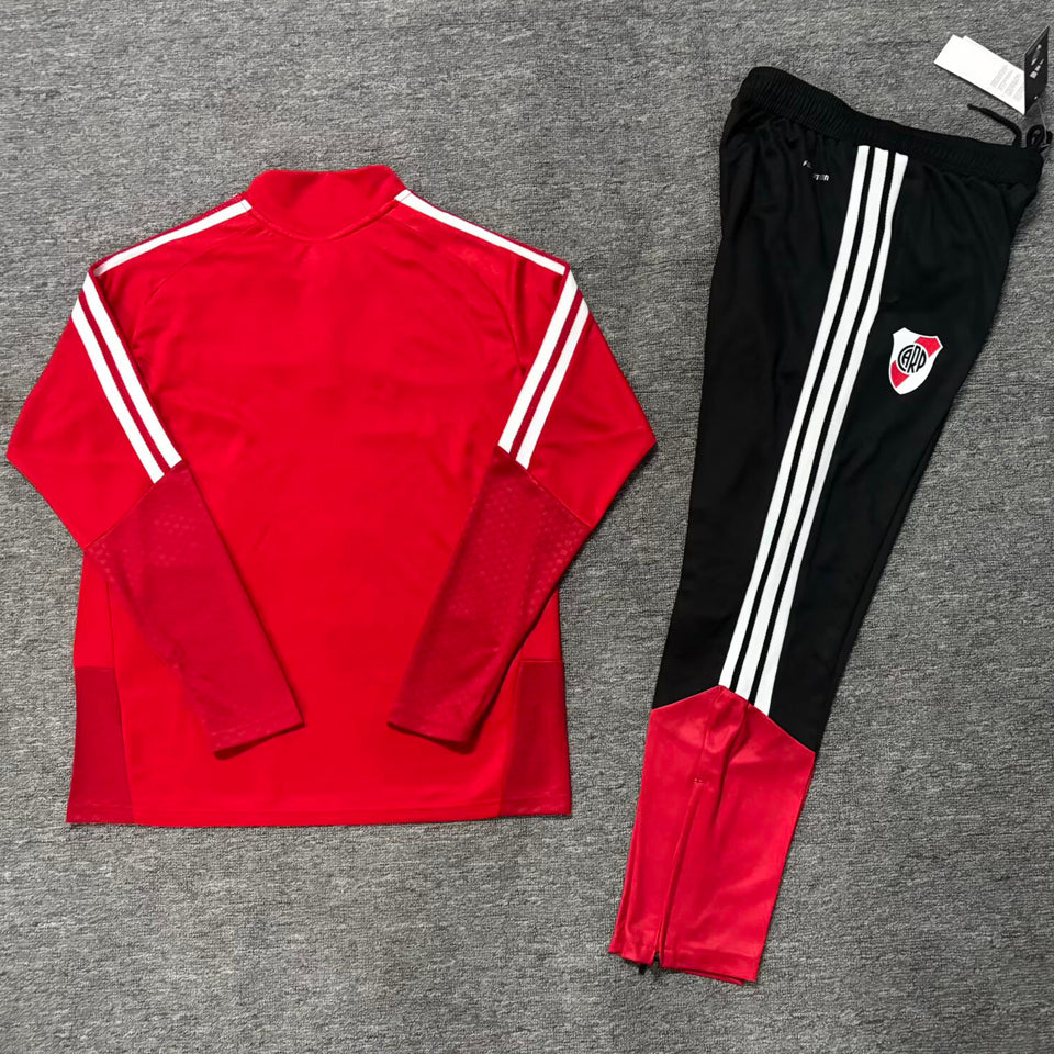 conjunto entrenamiento 2026/27 river plate