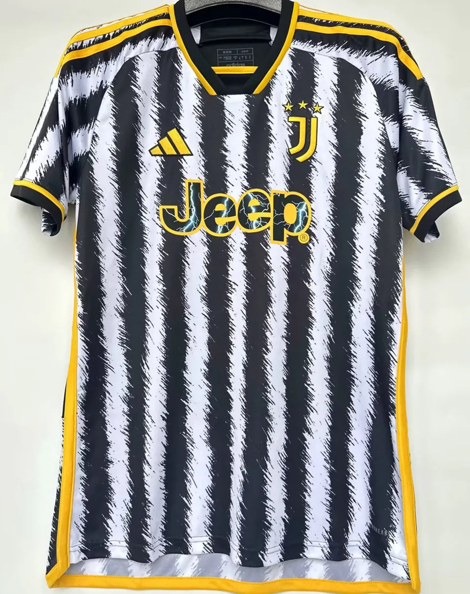 Jersey 2023/24 Juventus Local Manga corta Versión Fan