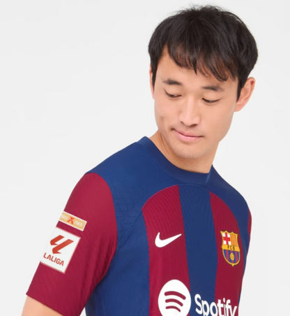 Jersey 2023/24 Barcelona Local Manga corta Versión Jugador