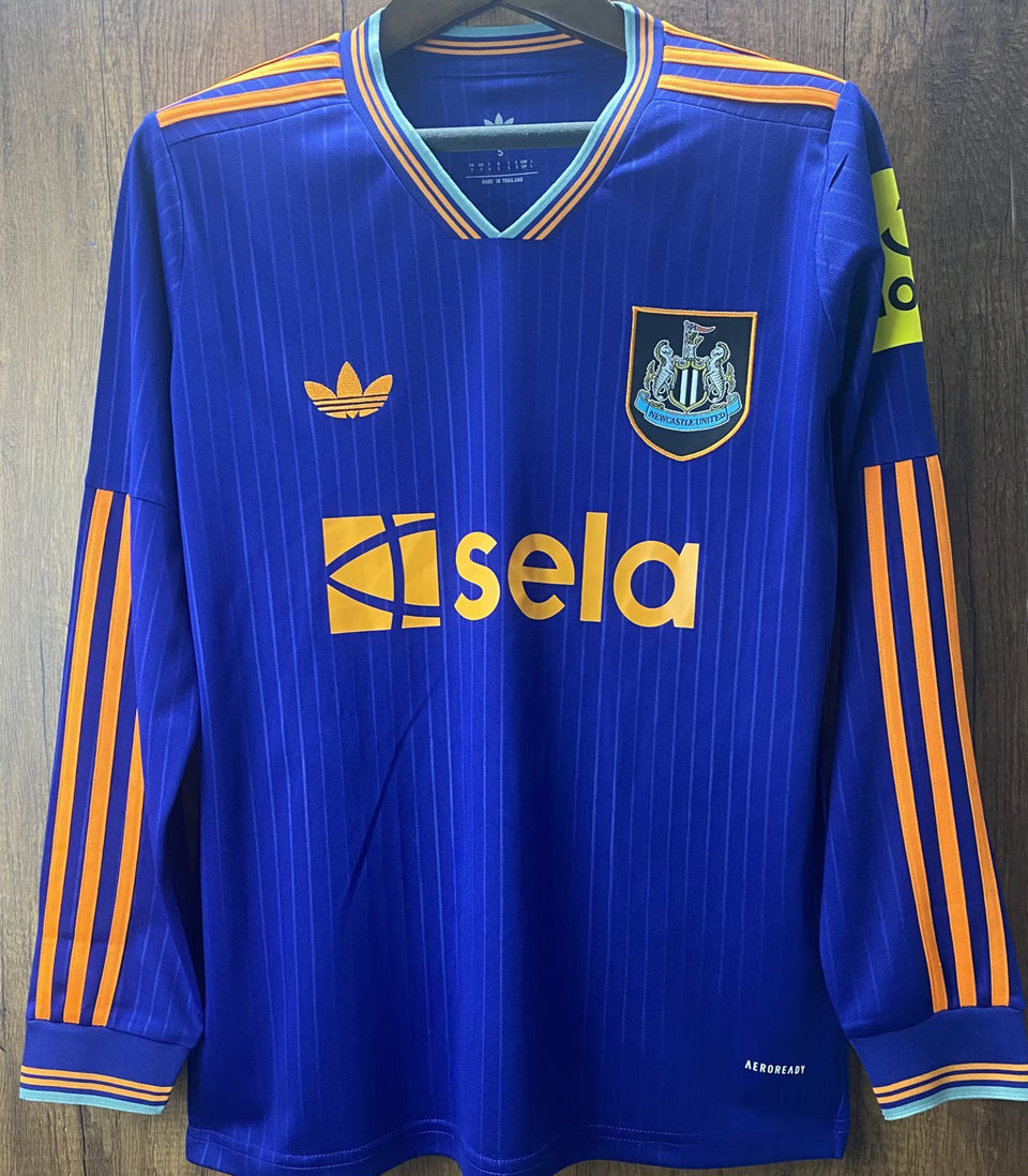 Jersey 2025/26 Newcastle Tercero Manga larga Versión Fan
