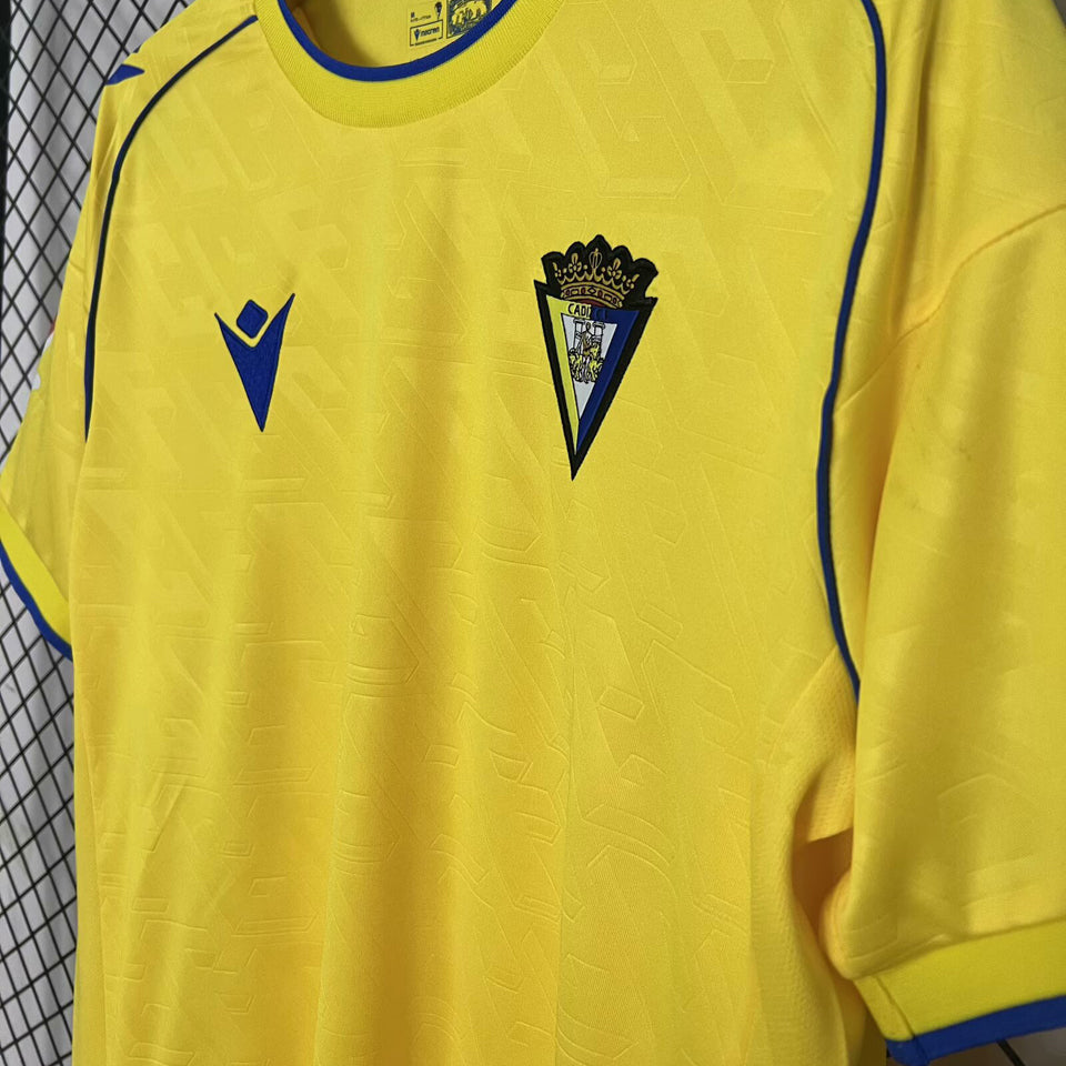 Jersey 2025/26 Cadiz Local Manga corta Versión Fan