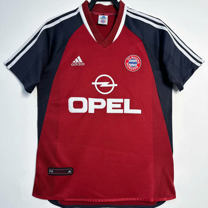 Jersey 2001/02 Bayern Munich Local Manga corta Versión Fan Retro