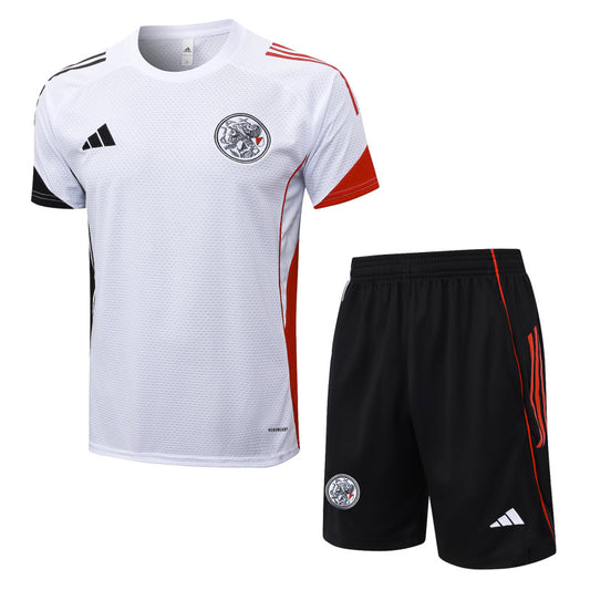 Conjunto Entrenamiento 2025/26 Ajax