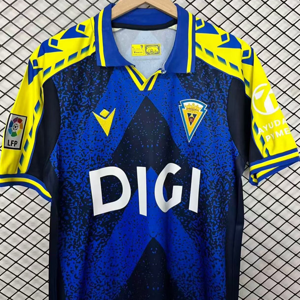jersey 2026/27 cadiz especial manga corta versión fan retro